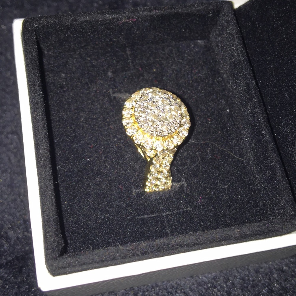 Ring - Picture 4 of 6